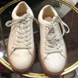 Missguided white size 7